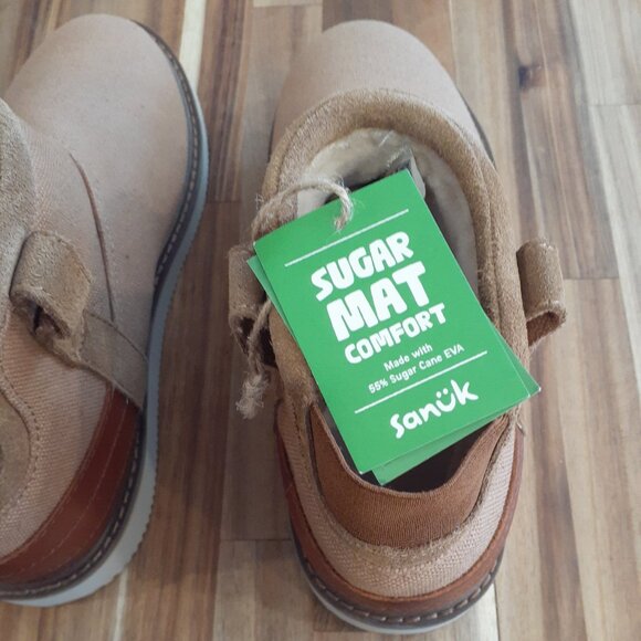 Sanuk Boots: New with tags - Picture 1 of 8